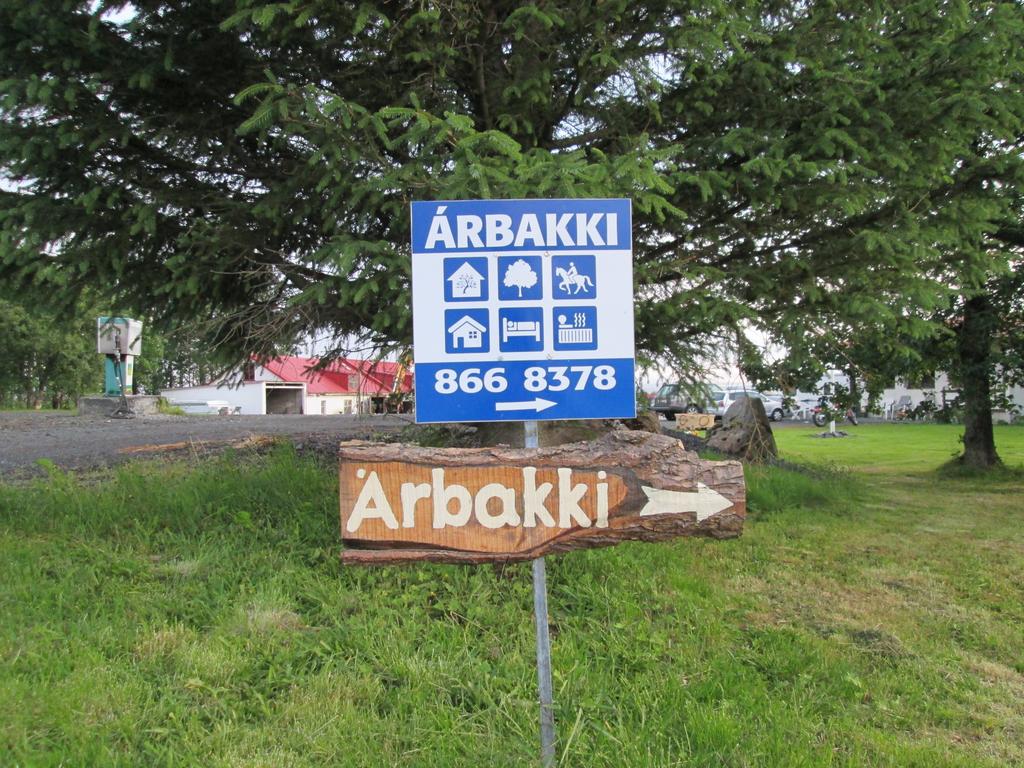 Árbakki Farmhouse Lodge room 2
